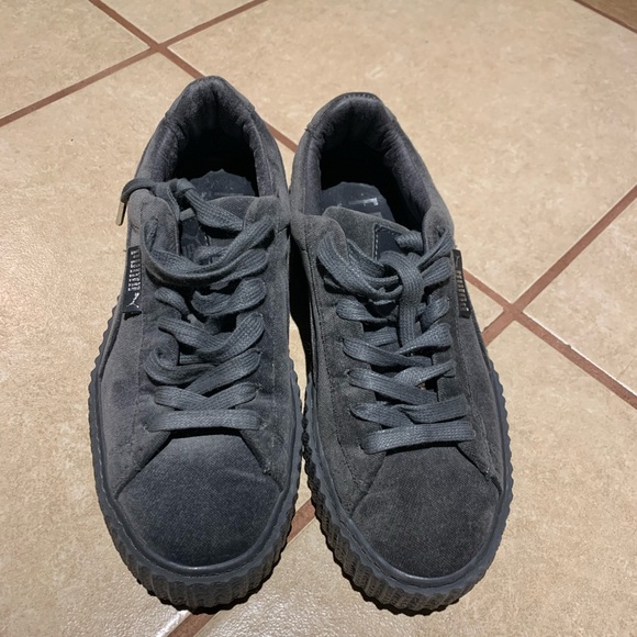 Black Fenty Puma Creepers - Picture 2 of 5